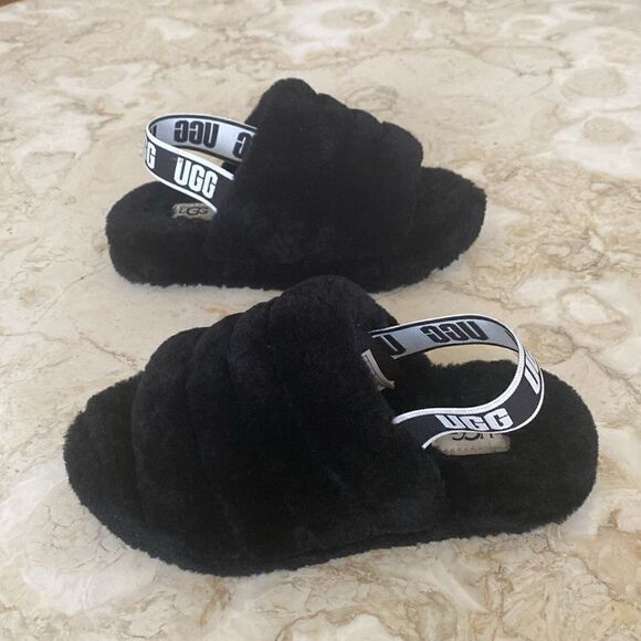UGG Fluff Yeah Sheepskin Sandals - Picture 7 of 12